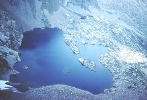 Una splendida veduta aerea del Lago del Claus