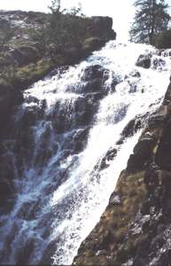 La maestosa cascata del Valasco