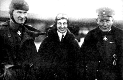 Bruno Loerzer insieme ad Anthony Fokker ed Hermann Goering