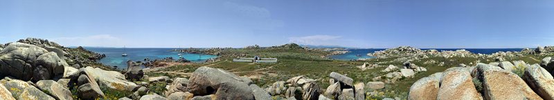 Cala Lazarina, il cimitero dei marinai, la Piramide e Cala della Chiesa